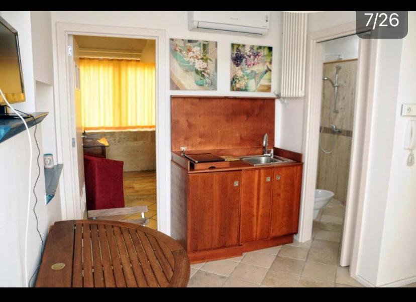Le Tre Civette Bed and Breakfast Lecce Buitenkant foto