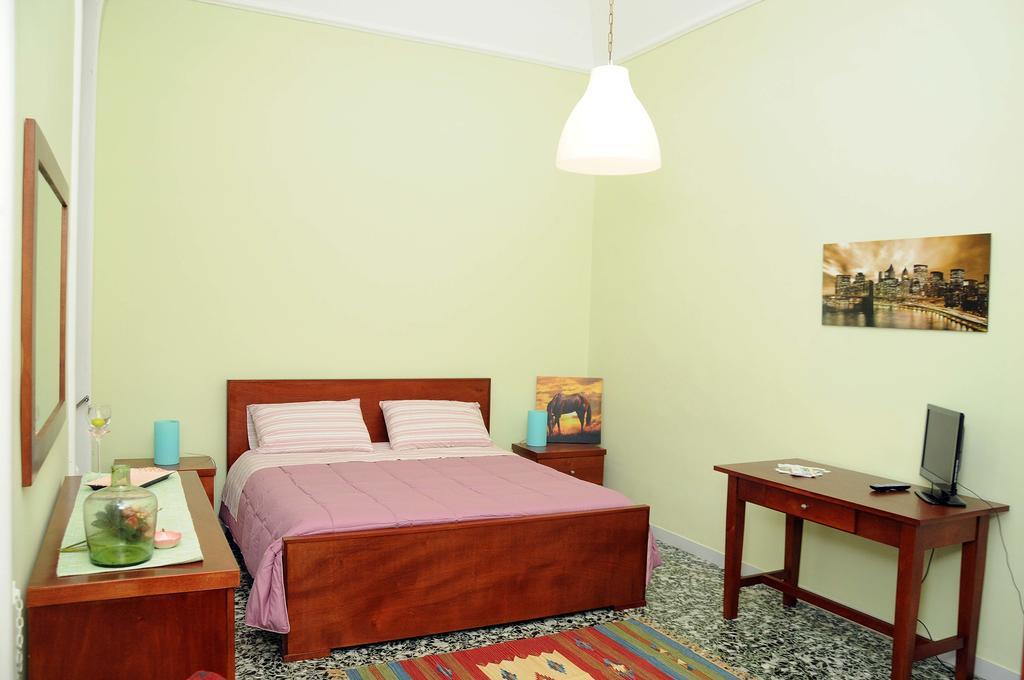 Le Tre Civette Bed and Breakfast Lecce Buitenkant foto