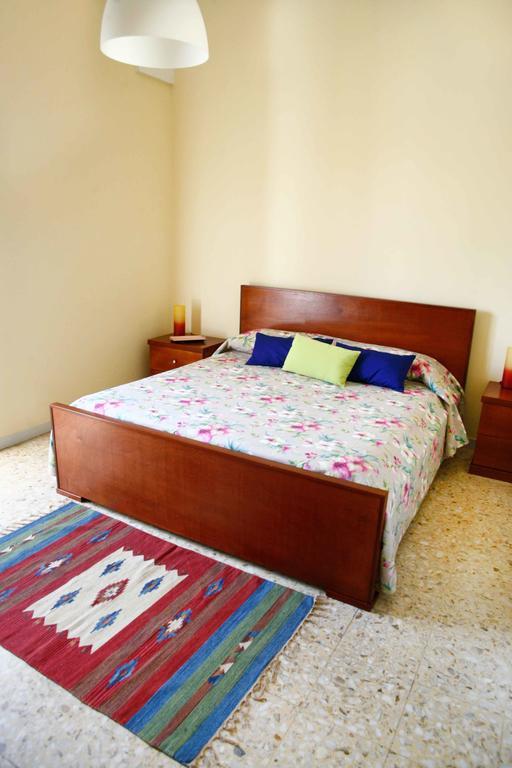 Le Tre Civette Bed and Breakfast Lecce Buitenkant foto