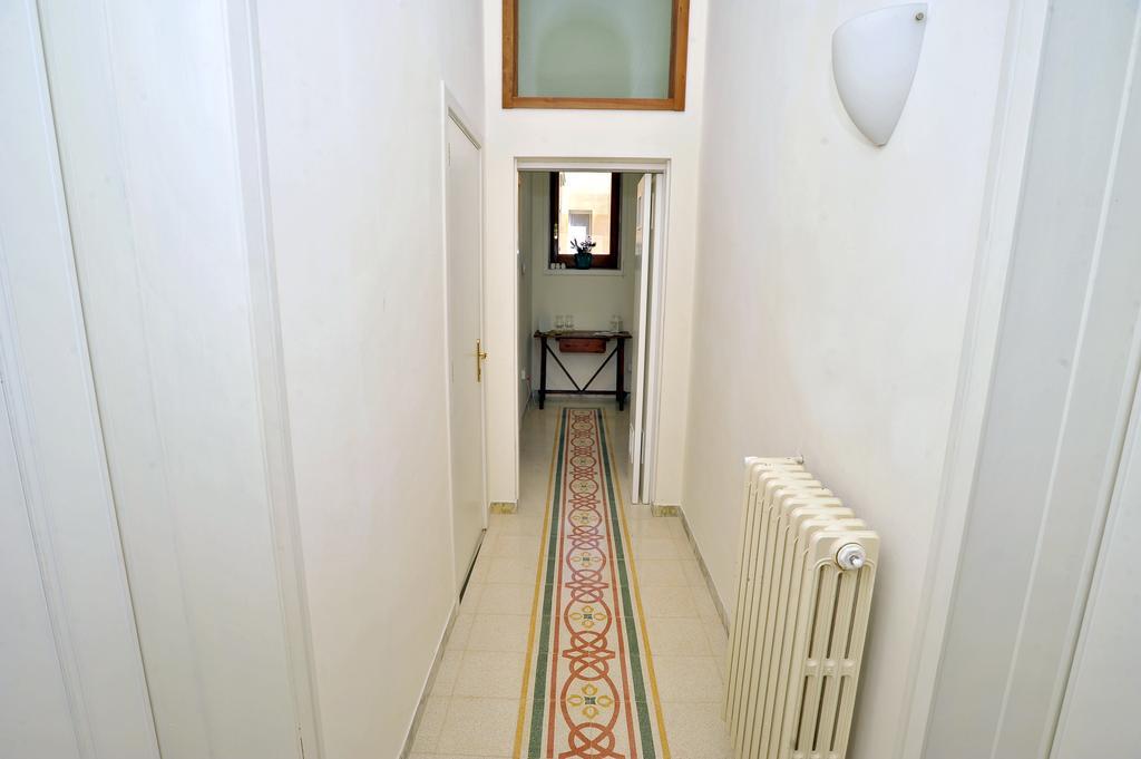 Le Tre Civette Bed and Breakfast Lecce Buitenkant foto
