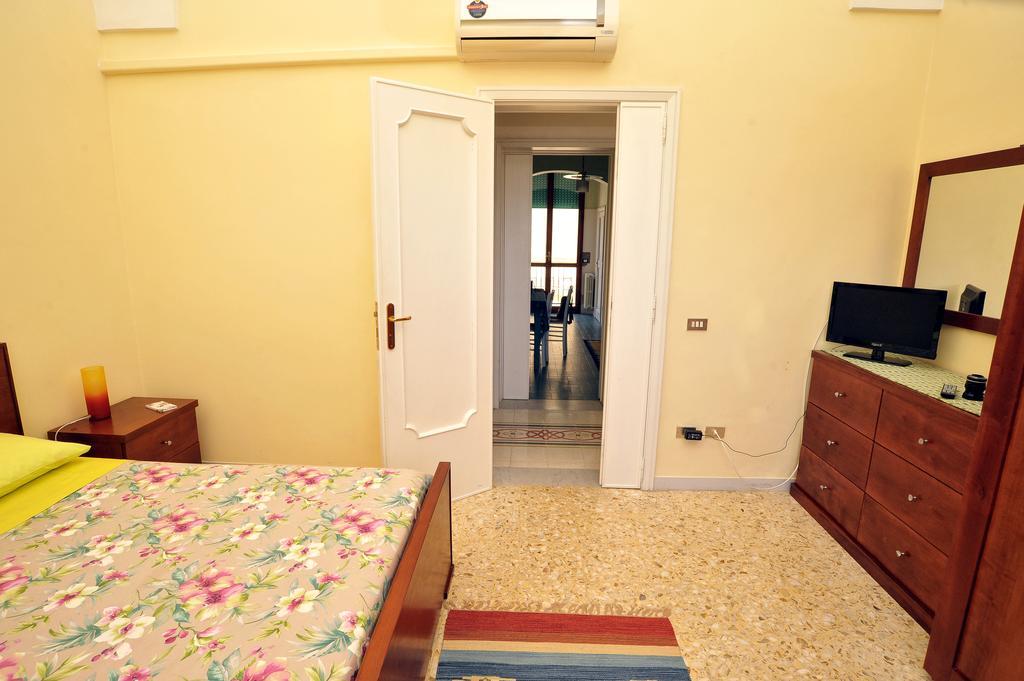 Le Tre Civette Bed and Breakfast Lecce Buitenkant foto