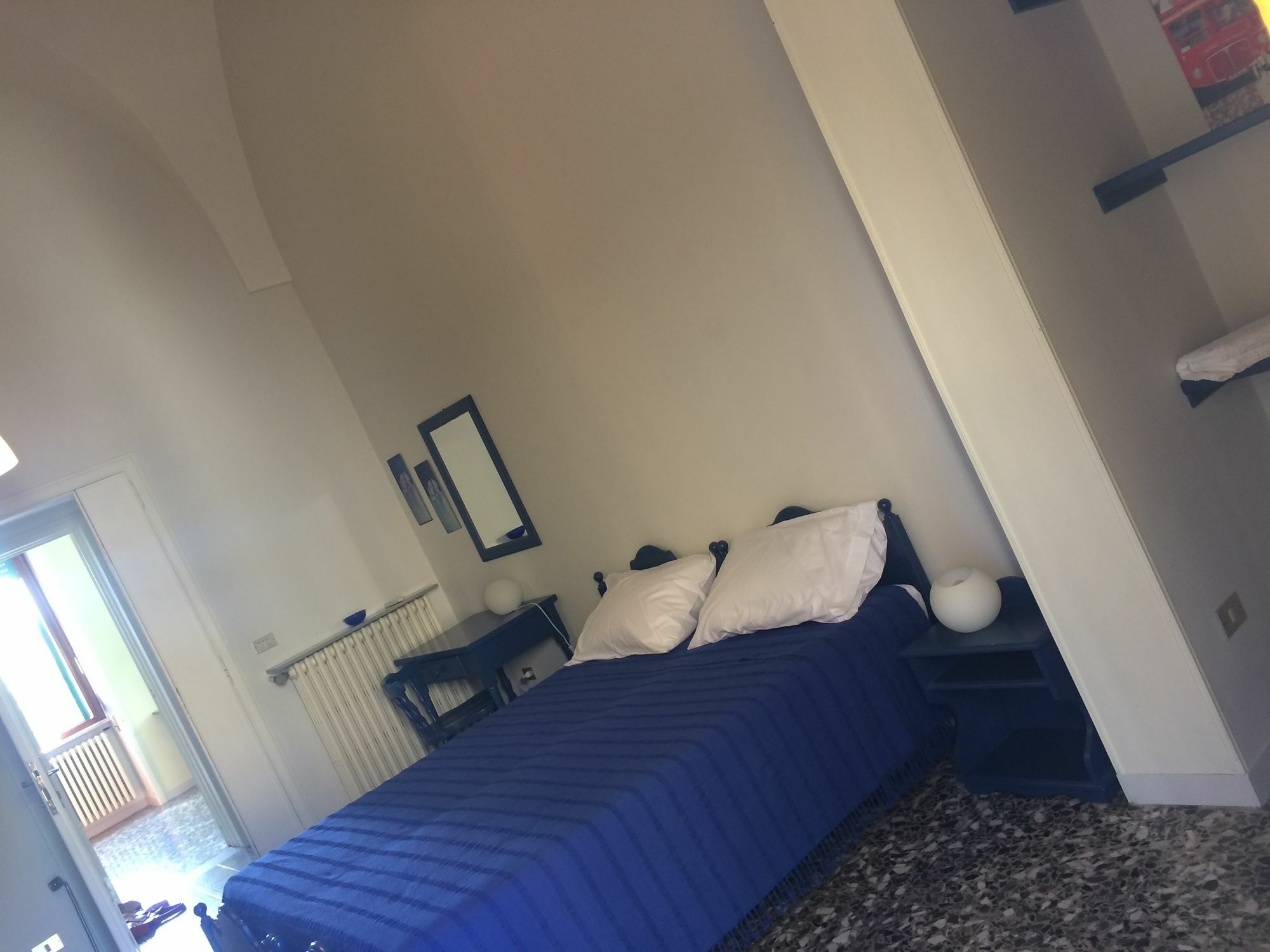 Le Tre Civette Bed and Breakfast Lecce Buitenkant foto